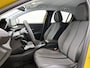 Peugeot e-208 EV Allure 50 kWh 136pk | Lage kilometerstand | Navigatie | Achteruitrijcamera | Stoelverwarming | Climate Control | Cruise Control | Parkeersensoren | Stof/kunstleder | Keyless start | Apple Carplay / Android Auto | DAB+ radio | Led koplampen | Donker getint glas | 16" lichtmetalen velgen |