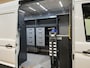 Volkswagen Crafter 35 2.0 TDI L3H3 180 PK Automaat / Euro 6 / Servicebus / Modul-System Inrichting / Euro 6 / 220V. / Trekhaak 3.000 KG / Airco / Adap. Cruise Control / Camera / CarPlay / 7.200 KM !!