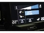 Volvo XC40 T5 Recharge 262pk Ultimate Bright [ Panorama Trekhaak Adapt.cruise Harman/Kardon ]
