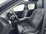 Volvo XC60 Facelift T6 Plug-in hybrid AWD Ultra Dark | 20" | Luchtvering | Trekhaak | Head-Up | Panoramadak | Elektr. verst. stoelen | Full LED | Harman Kardon | ACC | BLIS