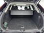 Volvo XC60 Facelift T6 Plug-in hybrid AWD Ultra Dark | 20" | Luchtvering | Trekhaak | Head-Up | Panoramadak | Elektr. verst. stoelen | Full LED | Harman Kardon | ACC | BLIS