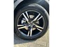 Volvo XC40 2.0 B4 Plus Dark Adaptieve cruise control / BLIS / Elektr. stoelverstelling / Stoel- en stuurverwarming / park assist V+A en camera achter / Trekhaak