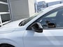 Peugeot 208 1.2 Hybrid 110 e-DCS6 Business | Voorraad voordeel |Apple CarPlay en Android | Navigatie |