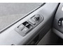 Volkswagen Transporter 2.0 TDI 140 PK L2H1 Comfort-line Trekhaak 2500 KG Navi Stoelverw.