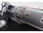 Volkswagen Transporter 2.0 TDI 140 PK L2H1 Comfort-line Trekhaak 2500 KG Navi Stoelverw.