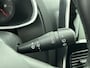 Renault Clio Estate 0.9 TCe Limited 90PK / Airco / Navigatie / Radio multimedia / Parkeer sensoren / Apk 06-2028