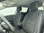 Renault Clio Estate 0.9 TCe Limited 90PK / Airco / Navigatie / Radio multimedia / Parkeer sensoren / Apk 06-2028