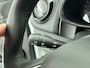 Renault Clio Estate 0.9 TCe Limited 90PK / Airco / Navigatie / Radio multimedia / Parkeer sensoren / Apk 06-2028