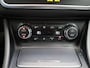 Mercedes-Benz GLA 180 Business Solution | ACHTERUITRIJCAMERA | HALF LEDER INTERIEUR | NAVIGATIE | CLIMATE CONTROL | PARKEERSENSOREN | STOELVERWARMING |