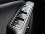 Mercedes-Benz GLA 180 Business Solution | ACHTERUITRIJCAMERA | HALF LEDER INTERIEUR | NAVIGATIE | CLIMATE CONTROL | PARKEERSENSOREN | STOELVERWARMING |