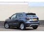 Volkswagen T-Cross 1.0 TSI Life | Adaptieve cruise | BLIS | Trekhaak | Stoelverwarming | Carplay