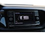 Volkswagen T-Cross 1.0 TSI Life | Adaptieve cruise | BLIS | Trekhaak | Stoelverwarming | Carplay