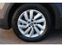 Volkswagen T-Cross 1.0 TSI Life | Adaptieve cruise | BLIS | Trekhaak | Stoelverwarming | Carplay