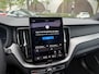Volvo XC60 2.0 T8 Plug-in hybrid AWD Plus Black Edition VAN 58.900:,- VOOR:54.877,- UW HERFSTVOORDEEL: 4.023,-| UNIEK!| VAPOUR GREY| ELEKTRISCHE TREKHAAK| PANO| HK AUDIO| MEMORY STOELEN| HUD| 360 CAMERA| VOL OPTIES!|