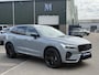 Volvo XC60 2.0 T8 Plug-in hybrid AWD Plus Black Edition VAN 58.900:,- VOOR:54.877,- UW HERFSTVOORDEEL: 4.023,-| UNIEK!| VAPOUR GREY| ELEKTRISCHE TREKHAAK| PANO| HK AUDIO| MEMORY STOELEN| HUD| 360 CAMERA| VOL OPTIES!|