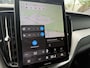 Volvo XC60 2.0 T8 Plug-in hybrid AWD Plus Black Edition VAN 58.900:,- VOOR:54.877,- UW HERFSTVOORDEEL: 4.023,-| UNIEK!| VAPOUR GREY| ELEKTRISCHE TREKHAAK| PANO| HK AUDIO| MEMORY STOELEN| HUD| 360 CAMERA| VOL OPTIES!|