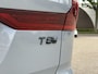 Volvo XC60 2.0 T8 Plug-in hybrid AWD Plus Black Edition VAN 58.900:,- VOOR:54.877,- UW HERFSTVOORDEEL: 4.023,-| UNIEK!| VAPOUR GREY| ELEKTRISCHE TREKHAAK| PANO| HK AUDIO| MEMORY STOELEN| HUD| 360 CAMERA| VOL OPTIES!|