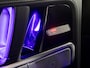 Mercedes-Benz G-klasse 63 AMG 585Pk (SCHUIFDAK, CARBON PACK, ALCANTARA HEMEL, APPLE CARPLAY, BURMESTER, MASSAGE, STOELKOELING/VERWARMING, ADAPTIVE CRUISE, 360 CAMERA, SFEERVERLICHTING, TREKHAAK, NIEUWSTAAT)