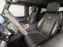 Mercedes-Benz G-klasse 63 AMG 585Pk (SCHUIFDAK, CARBON PACK, ALCANTARA HEMEL, APPLE CARPLAY, BURMESTER, MASSAGE, STOELKOELING/VERWARMING, ADAPTIVE CRUISE, 360 CAMERA, SFEERVERLICHTING, TREKHAAK, NIEUWSTAAT)