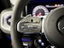 Mercedes-Benz G-klasse 63 AMG 585Pk (SCHUIFDAK, CARBON PACK, ALCANTARA HEMEL, APPLE CARPLAY, BURMESTER, MASSAGE, STOELKOELING/VERWARMING, ADAPTIVE CRUISE, 360 CAMERA, SFEERVERLICHTING, TREKHAAK, NIEUWSTAAT)