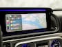 Mercedes-Benz G-klasse 63 AMG 585Pk (SCHUIFDAK, CARBON PACK, ALCANTARA HEMEL, APPLE CARPLAY, BURMESTER, MASSAGE, STOELKOELING/VERWARMING, ADAPTIVE CRUISE, 360 CAMERA, SFEERVERLICHTING, TREKHAAK, NIEUWSTAAT)