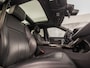 Land Rover Range Rover Evoque 1.5 P300e AWD R-Dynamic SE 309Pk Automaat (PANORAMADAK, APPLE CARPLAY, 360 CAMERA, MERIDIAN AUDIO, MEMORY SEATS, STUUR/STOELVERWARMING, ADAPTIVE CRUISE, VIRTUAL DASHBOARD, NIEUWSTAAT)