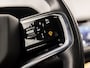 Land Rover Range Rover Evoque 1.5 P300e AWD R-Dynamic SE 309Pk Automaat (PANORAMADAK, APPLE CARPLAY, 360 CAMERA, MERIDIAN AUDIO, MEMORY SEATS, STUUR/STOELVERWARMING, ADAPTIVE CRUISE, VIRTUAL DASHBOARD, NIEUWSTAAT)