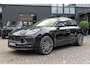 Porsche Macan 2.0 | Luchtvering | Pano.dak | 21 Inch | Sport Chrono | BOSE | ACC | Trekhaak