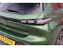 Peugeot 308 1.6 Plug-in Hybrid 180PK ALLURE | ACHTERUITRIJ CAMERA | NAVIGATIE | DRAADLOZE APPLE CARPLAY/ANDROID AUTO | DAB+ RADIO | ADAPTIVE CRUISE CONTROL | 17" LICHTMETALEN VELGEN | CLIMATE CONTROL |