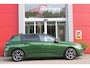 Peugeot 308 1.6 Plug-in Hybrid 180PK ALLURE | ACHTERUITRIJ CAMERA | NAVIGATIE | DRAADLOZE APPLE CARPLAY/ANDROID AUTO | DAB+ RADIO | ADAPTIVE CRUISE CONTROL | 17" LICHTMETALEN VELGEN | CLIMATE CONTROL |