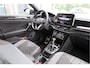 Volkswagen T-Roc 1.5 TSI 150pk DSG R-Line Black Style Virtual cockpit , Keyless, PDC , 19"LMV, Camera , Carplay, LED, Navi voorbereid. Stoelverwarming , Elektr. achterklep