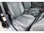 Volkswagen T-Roc 1.5 TSI 150pk DSG R-Line Black Style Virtual cockpit , Keyless, PDC , 19"LMV, Camera , Carplay, LED, Navi voorbereid. Stoelverwarming , Elektr. achterklep