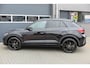 Volkswagen T-Roc 1.5 TSI 150pk DSG R-Line Black Style Virtual cockpit , Keyless, PDC , 19"LMV, Camera , Carplay, LED, Navi voorbereid. Stoelverwarming , Elektr. achterklep