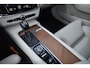 Volvo V90 2.0 T5 Inscription | 360 graden Camera | Stoel-/stuurwielverwarming | Massage | Stoelkoeling | Bowers & Wilkins Premium Sound | BLIS | Adaptieve Cruise Control | Apple Carplay | 20 inch Lichtmetalen velgen |