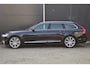 Volvo V90 2.0 T5 Inscription | 360 graden Camera | Stoel-/stuurwielverwarming | Massage | Stoelkoeling | Bowers & Wilkins Premium Sound | BLIS | Adaptieve Cruise Control | Apple Carplay | 20 inch Lichtmetalen velgen |