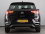 Volkswagen T-Roc 1.5 TSI Style (NL-Auto / ACC / Carplay / Elek. kofferklep / Navi)