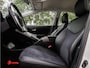Toyota Prius 1.8 Plug-in Aspiration Trekhaak/ Stoelverwarming/ Camera/ HUD/ Cruise control/ Tel. bluetooth
