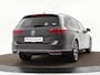 Volkswagen Passat 1.4 TSI 218pk DSG PHEV GTE Business · Camera · Wegklapbare Trekhaak · Apple/Android Car Play · P-Sensoren · 17'' Inch ·