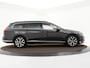 Volkswagen Passat 1.4 TSI 218pk DSG PHEV GTE Business · Camera · Wegklapbare Trekhaak · Apple/Android Car Play · P-Sensoren · 17'' Inch ·