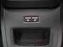 Volvo V60 B4 197PK Essential Edition / Stoel-, stuurwiel- & achterbankverwarming / Achteruitrijcamera / Pilot Assist / BLIS