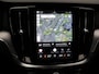 Volvo V60 B4 197PK Essential Edition / Stoel-, stuurwiel- & achterbankverwarming / Achteruitrijcamera / Pilot Assist / BLIS