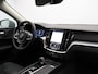 Volvo V60 B4 197PK Essential Edition / Stoel-, stuurwiel- & achterbankverwarming / Achteruitrijcamera / Pilot Assist / BLIS