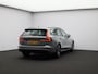 Volvo V60 B4 197PK Essential Edition / Stoel-, stuurwiel- & achterbankverwarming / Achteruitrijcamera / Pilot Assist / BLIS