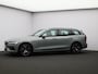 Volvo V60 B4 197PK Essential Edition / Stoel-, stuurwiel- & achterbankverwarming / Achteruitrijcamera / Pilot Assist / BLIS