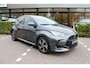 Toyota Yaris 1.5 Hybrid 115 First Edition Comfort Pack | Rijklaar | Blind Spot | Stoel-/stuurverw. | LED | Keyless | Apple/Android | Adap.cruise