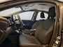 Toyota Yaris 1.5 Hybrid 115 Dynamic GARANTIE TOT 06-2033! . STOEL VERWARMING . PARKEERSENSOREN ACHTER . APPLE CARPLAY & ANDRIOD AUTO . SLECHTS 33.000KM .