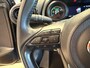 Toyota Yaris 1.5 Hybrid 115 Dynamic GARANTIE TOT 06-2033! . STOEL VERWARMING . PARKEERSENSOREN ACHTER . APPLE CARPLAY & ANDRIOD AUTO . SLECHTS 33.000KM .