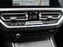 BMW 3-Serie 318i High Executive M-Sport | M-Performance | Stoelverwarming | Ambiance Interieur | PDC V+A | Cruise Control |