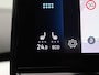 Volkswagen ID.4 Pure 52 kWh 170PK Aut. Stoel-stuurverwarming, 19" LM Velgen, Parkeersensoren voor en achter, Keyless, Navi