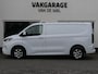 Ford Transit Custom 300 2.0 TDCI L1H1 Limited | Apple-/Android Carplay | Stoelverwarming | Dodehoek detectie | ACC | BearLock | Climate control | 3 zits | Groot navigatiescherm | Lichtmetalen velgen